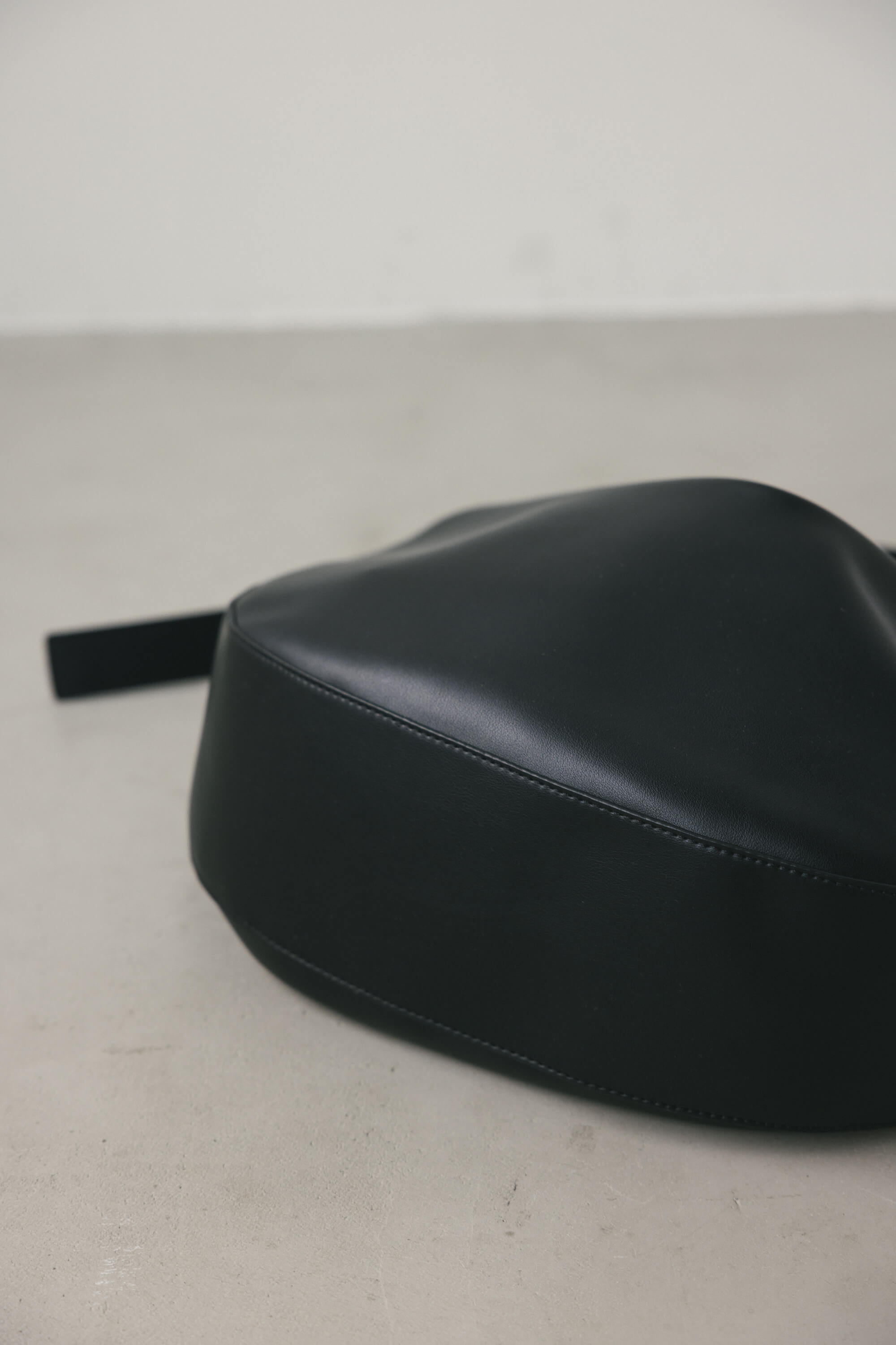 マンドリンショルダーバッグ BLK FREE