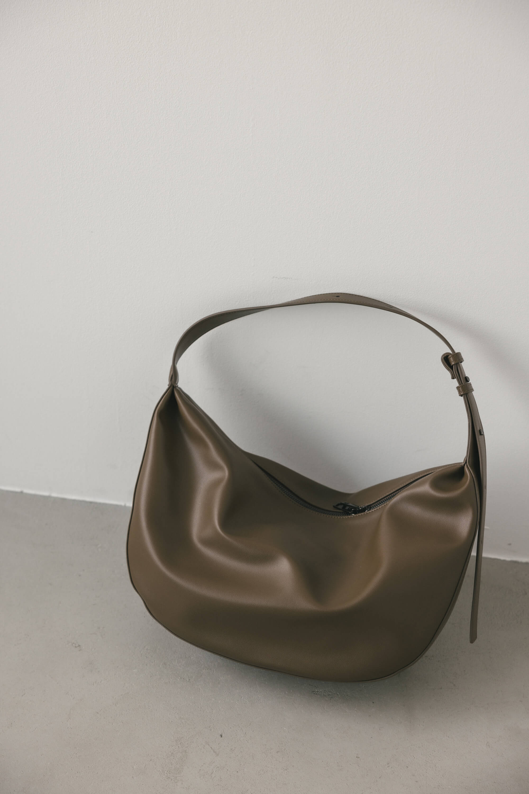 マンドリンショルダーバッグ BRN FREE