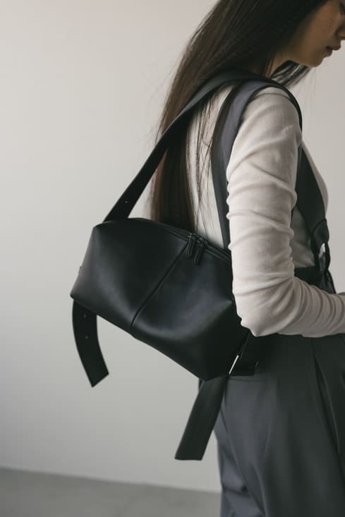 ワイドベルトスクエアバッグ BLK FREE