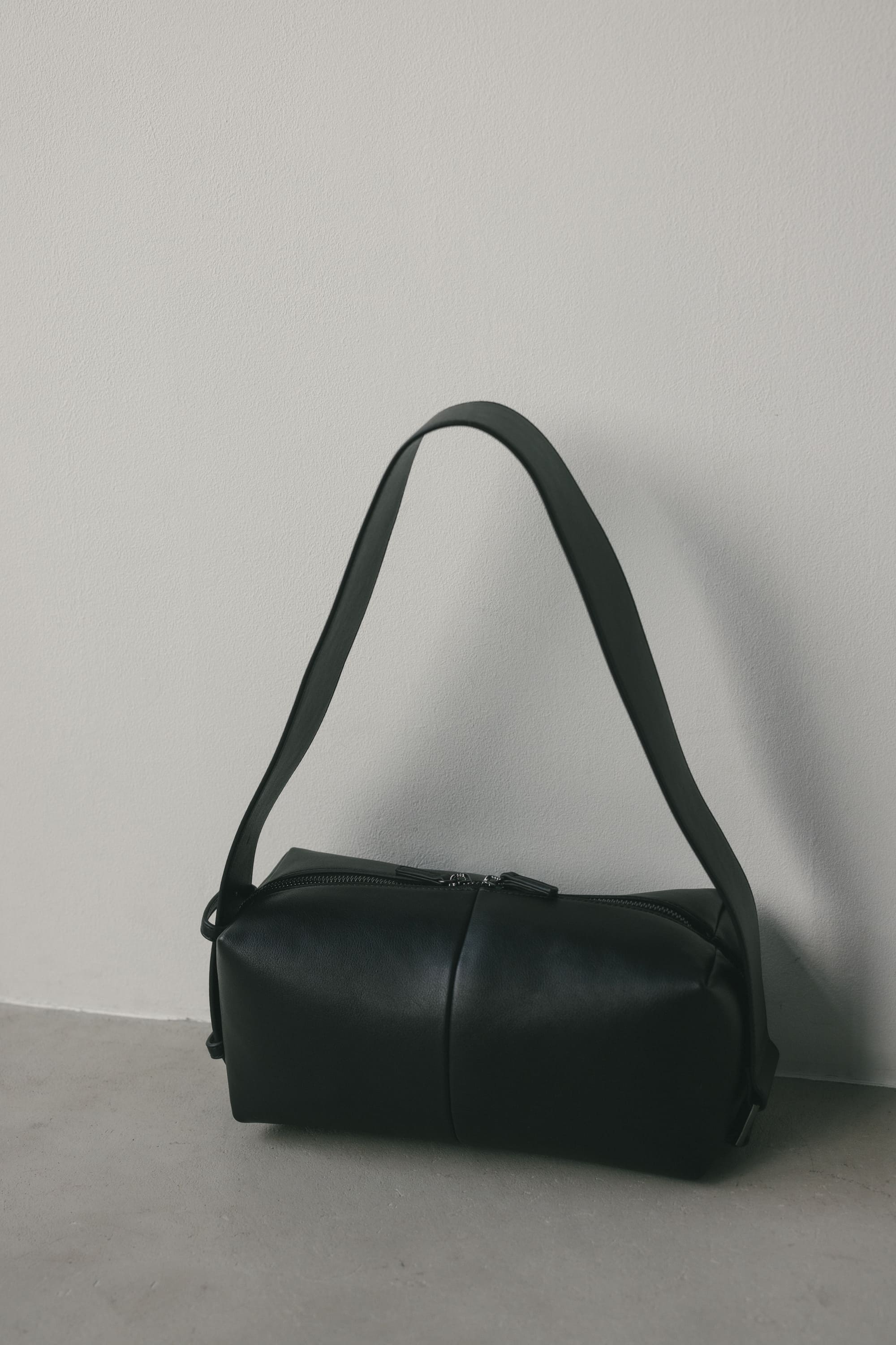 ワイドベルトスクエアバッグ BLK FREE