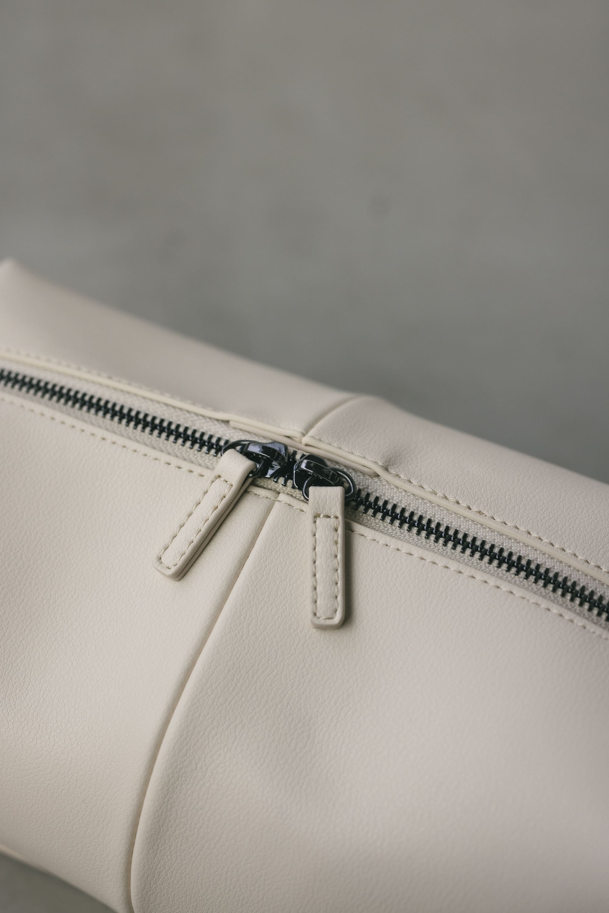 ワイドベルトスクエアバッグ WHT FREE