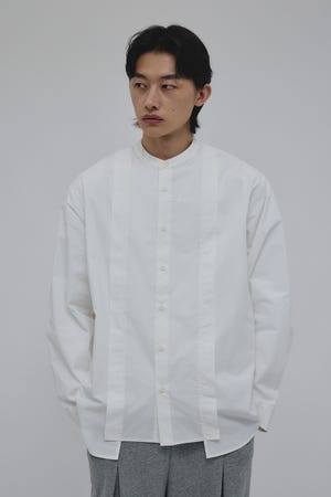 タックデザインノーカラーシャツ