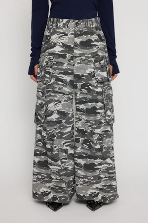 SEIRA×LAGUA CAMO CARGO PT