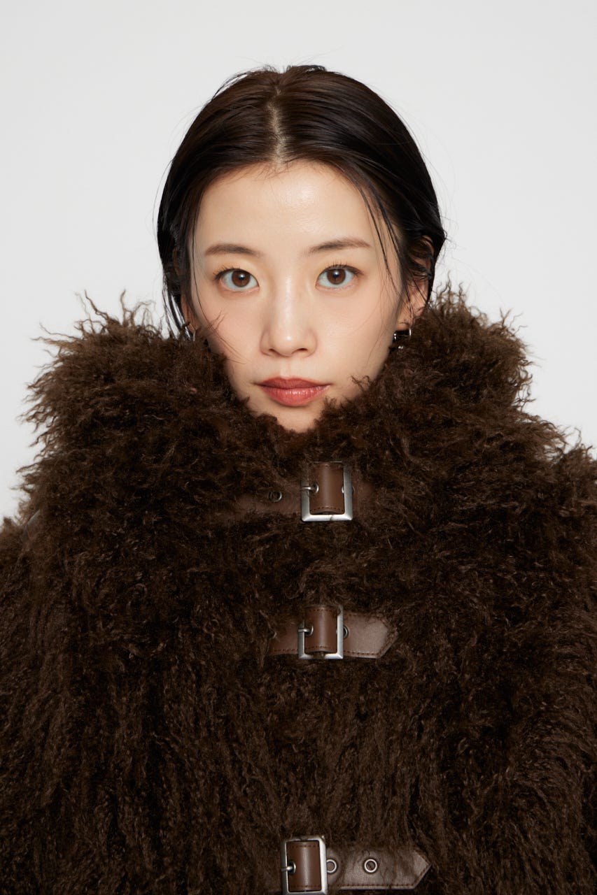 【チベットラム】LUIVALTA ルイヴァルタ アウター M チベットラム】LUIVALTA ルイヴァルタ アウター メガ