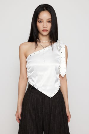 ONE SHOULDER SATIN トップス