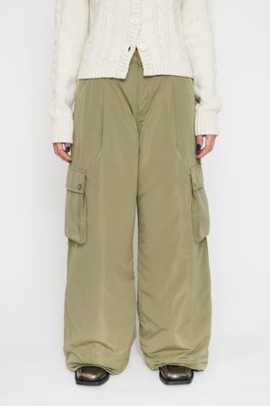 WARM POCKET パンツ