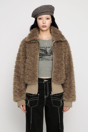 FRONT ZIP FAUX FUR ブルゾン