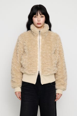 FRONT ZIP FAUX FUR ブルゾン