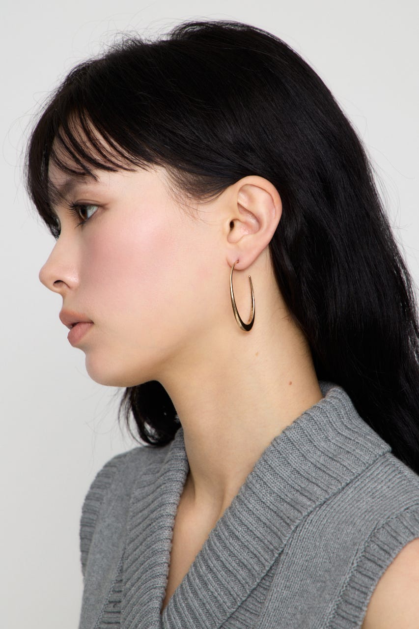 ELLIPSE HOOP ピアス GLD FREE