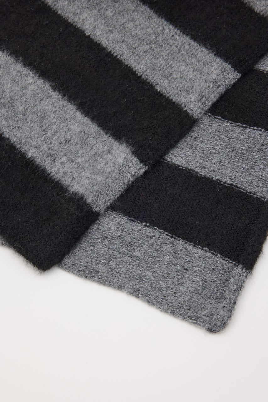 SOFT FLUFFY STOLE CLIP SET GRY FREE
