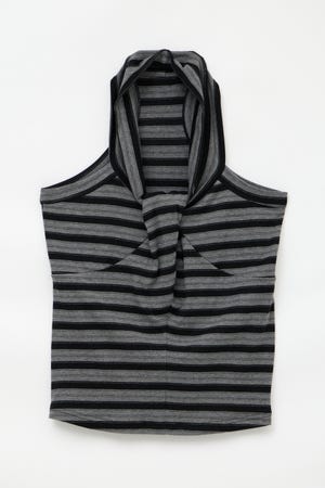 NECK TIE NOSLEEVE トップス