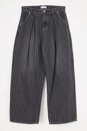 STRIPE TUCK WIDE デニム