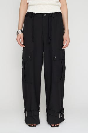 LOOSEY POCKET CARGO パンツ