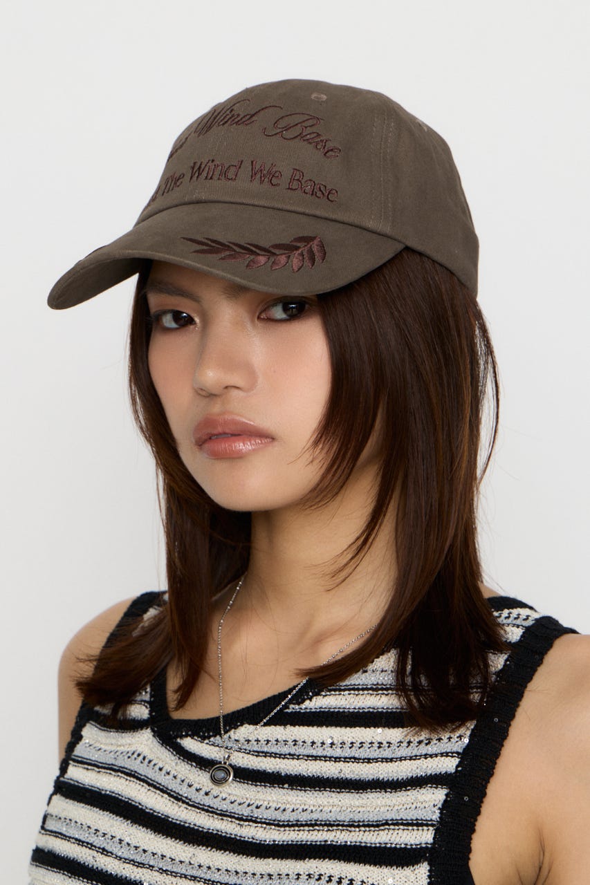 【SET PRICE対象】LETTERING LEAF キャップ BRN FREE
