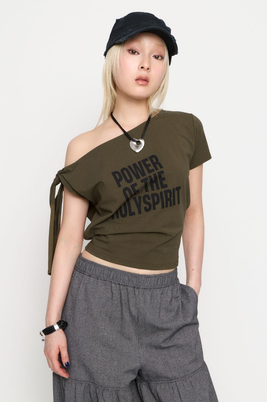 SHOULDER RIBBON PRINT トップス KHA FREE