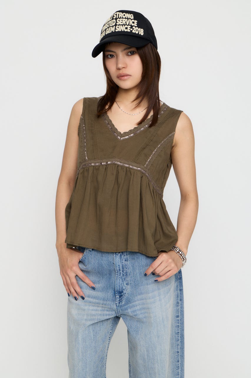 SOFT LACE NOSLEEVE トップス KHA FREE