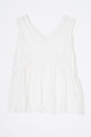 SOFT LACE NOSLEEVE トップス