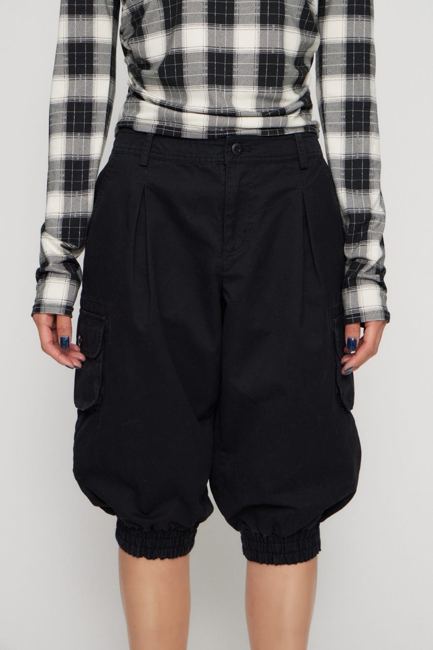 HEM SHIRRING SABRINA パンツ BLK S