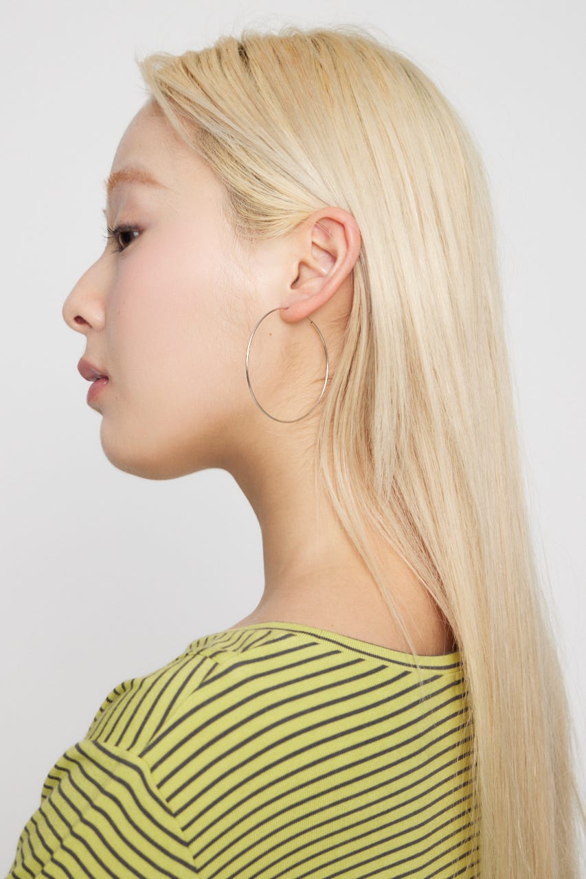 THIN HOOP ピアス SLV FREE