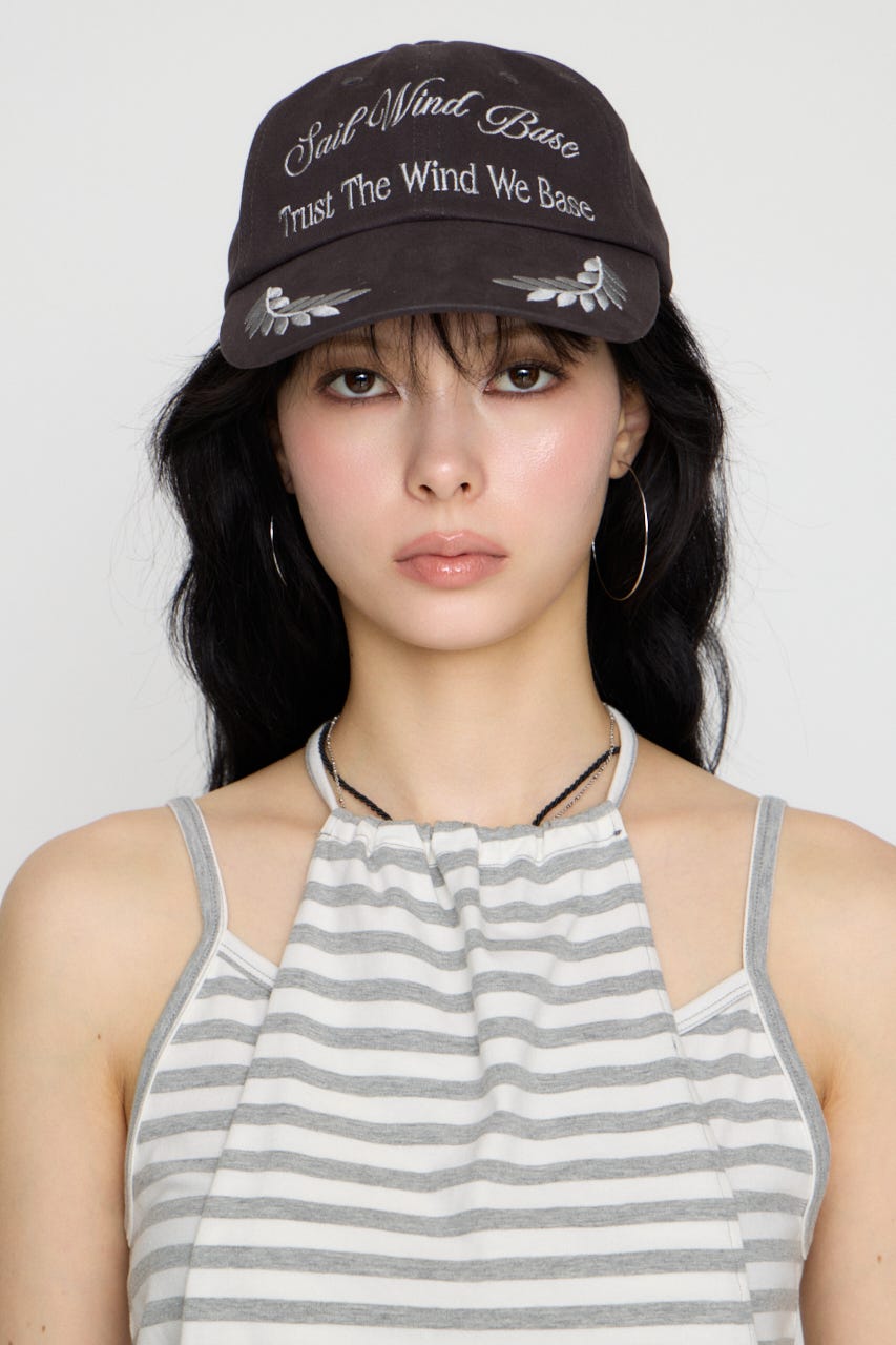 LAYERED HALTER トップス WHT FREE