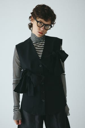 今週末までのお値下げ　Herin.cye 新品未使用　ビッグカラージャケット 楽天市場】HeRIN.CYE ヘリンドットサイの通販