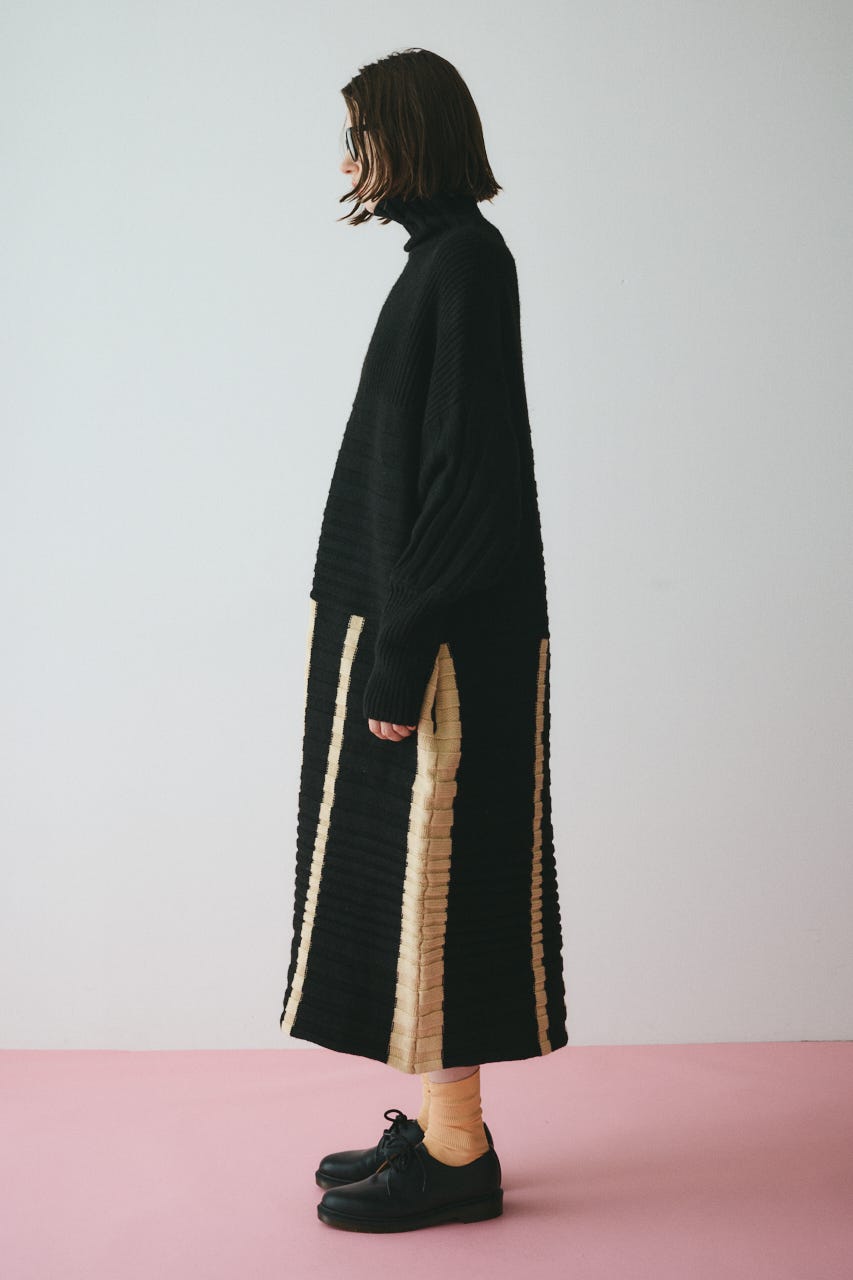 Box knit one-piece BLK FREE