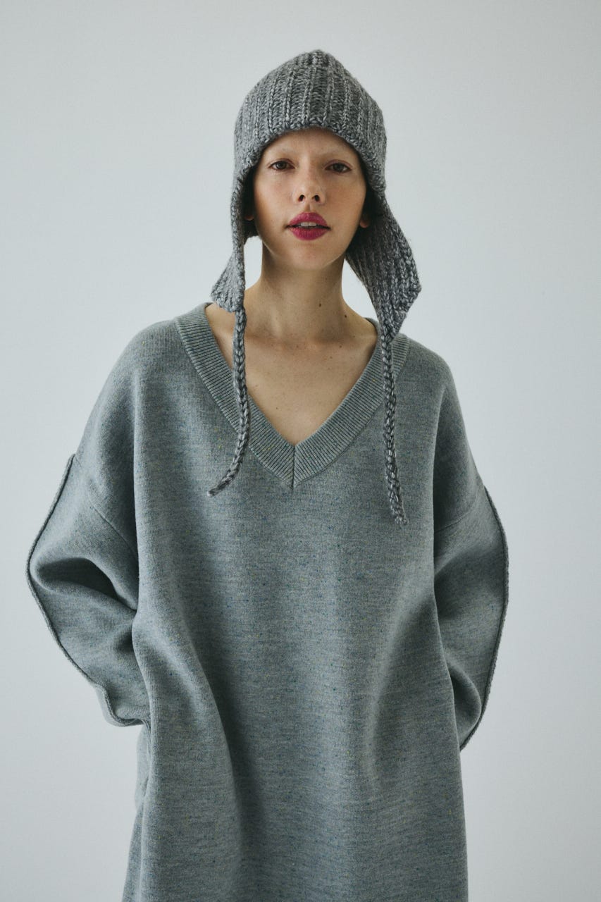 V neck knit one piece 柄GRY FREE