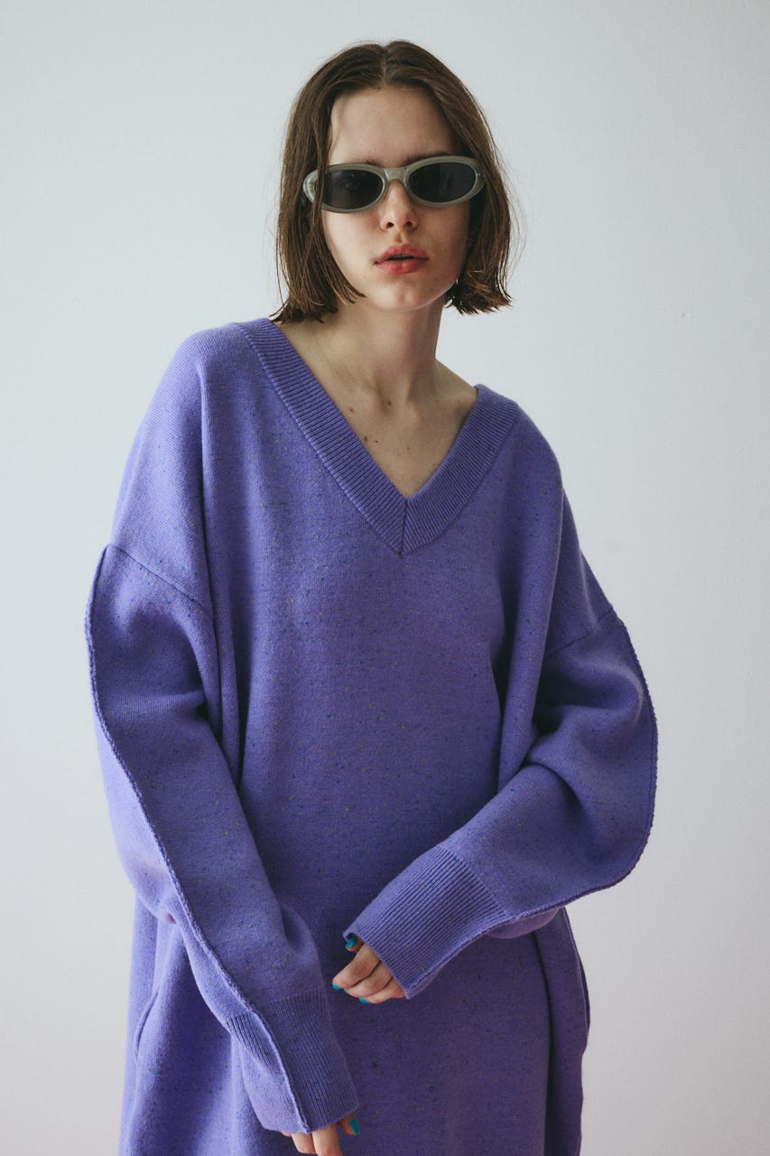 V neck knit one piece 柄PUR FREE