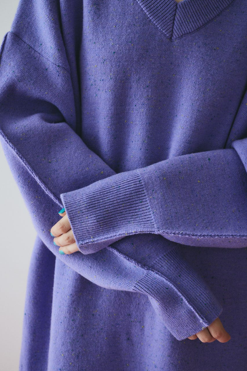 V neck knit one piece 柄PUR FREE