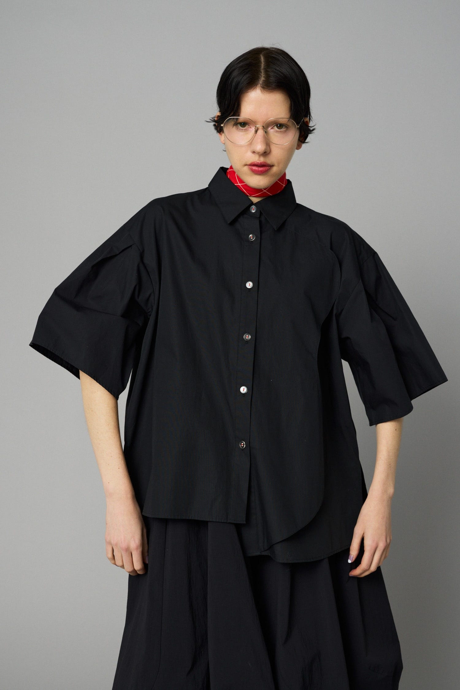 A line over shirt BLK FREE