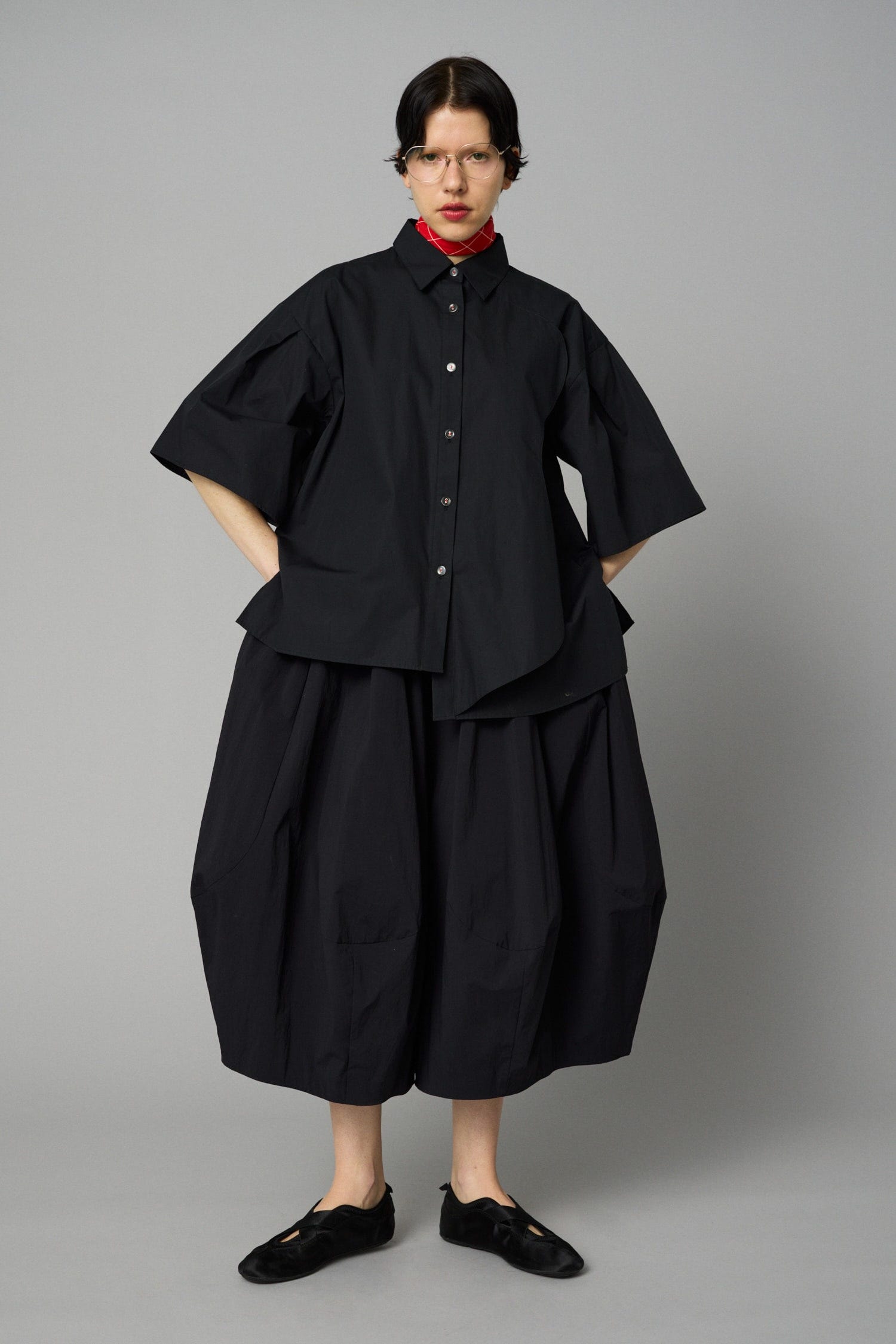 A line over shirt BLK FREE