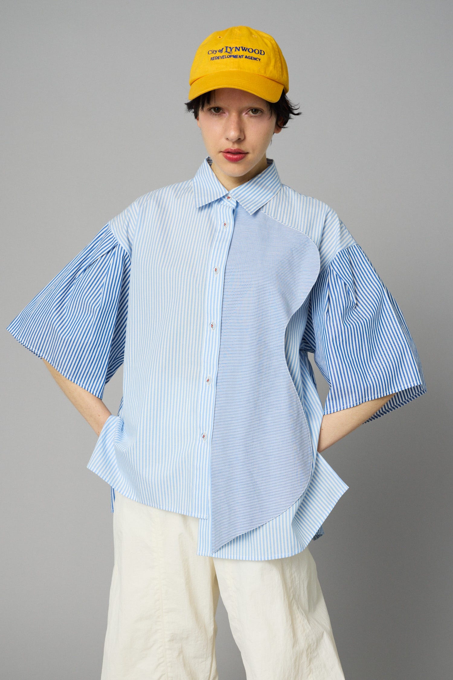 A line over shirt 柄BLU FREE