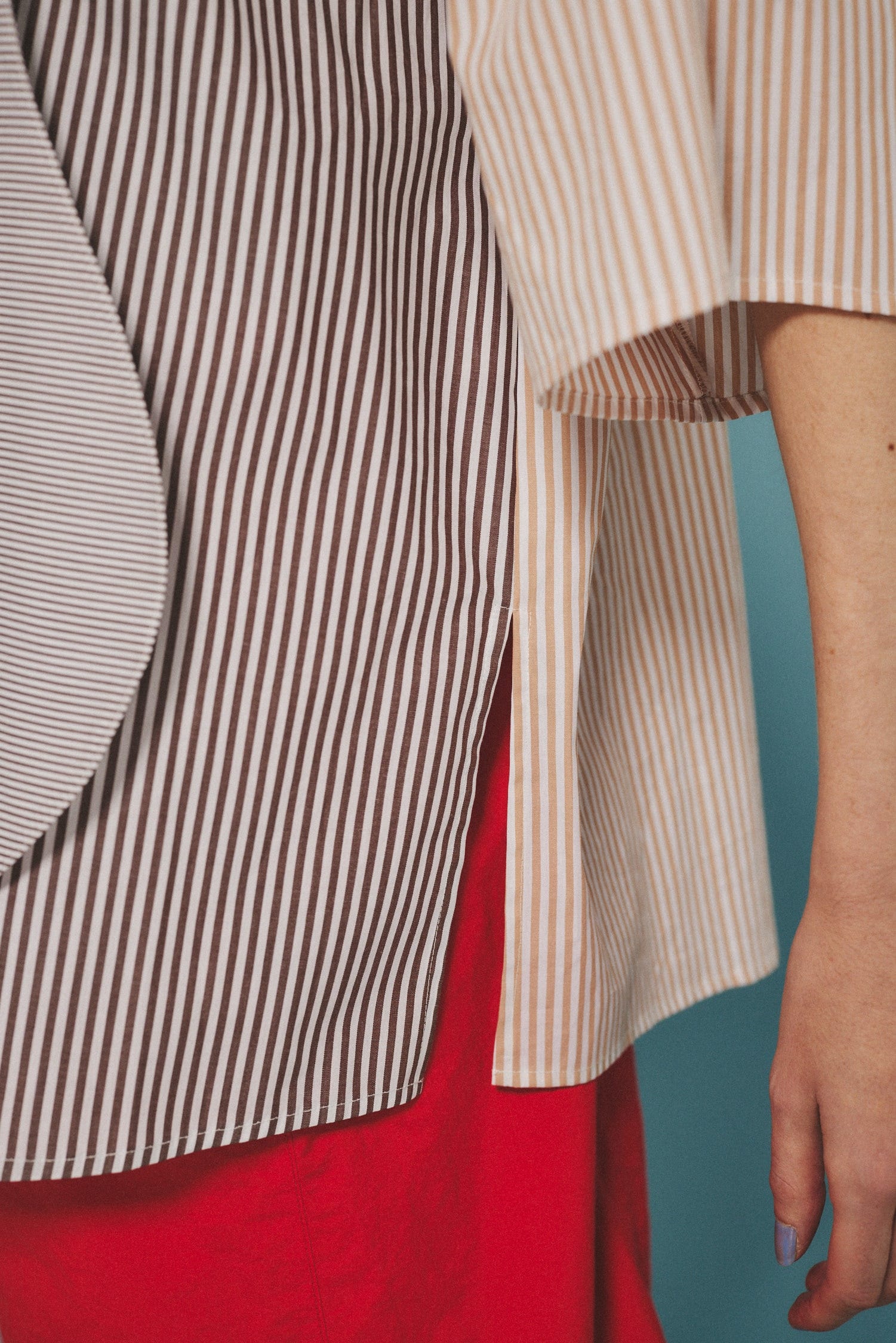 A line over shirt 柄BRN FREE