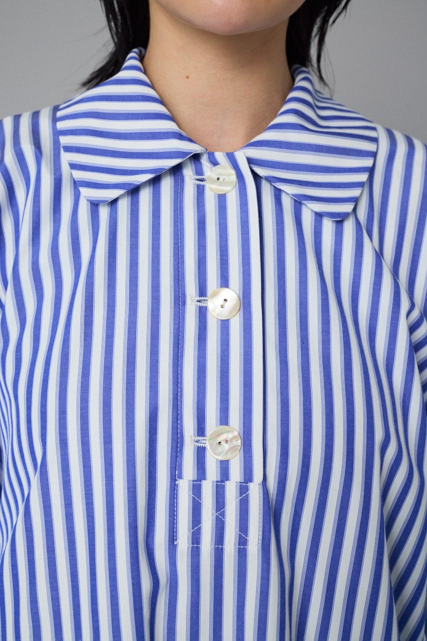 Pull over tops 柄BLU FREE