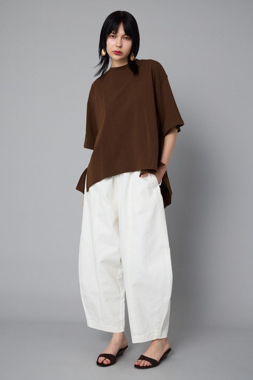Over size cut tops BRN FREE