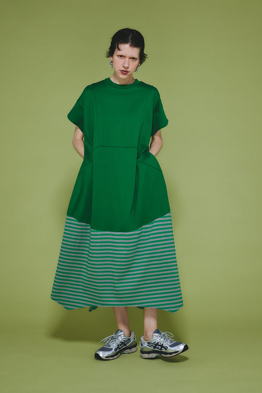 Border hem one piece GRN FREE