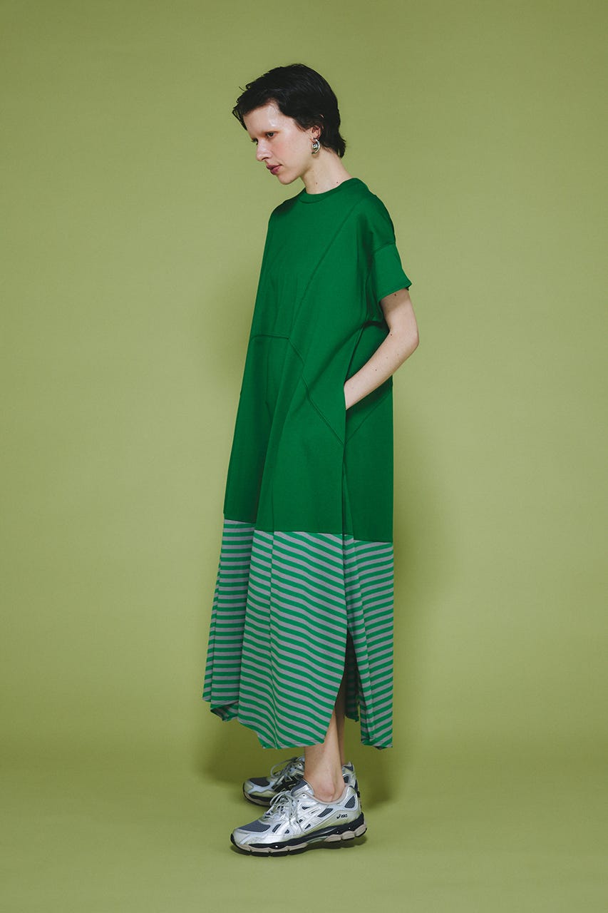 Border hem one piece GRN FREE