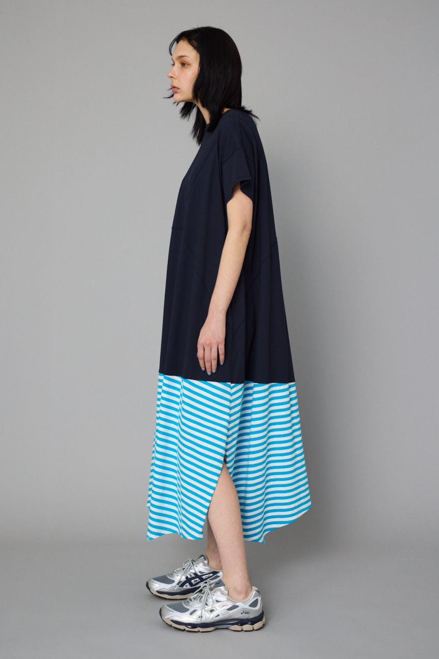 Border hem one piece NVY FREE