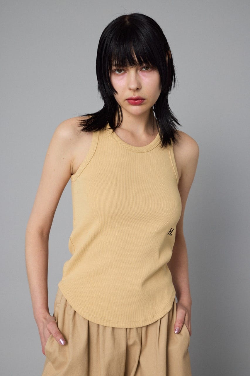 H tank top BEG FREE