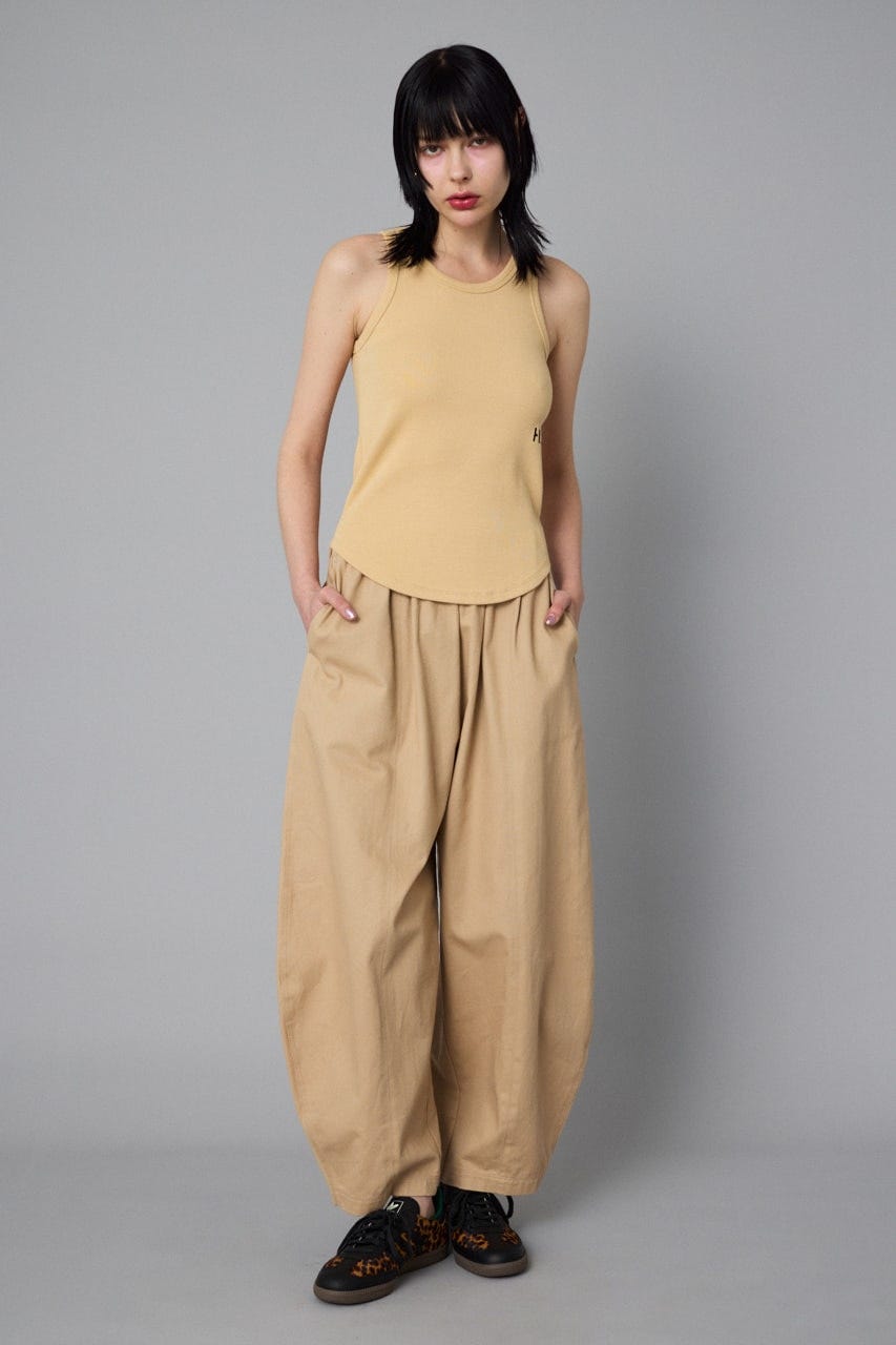 H tank top BEG FREE