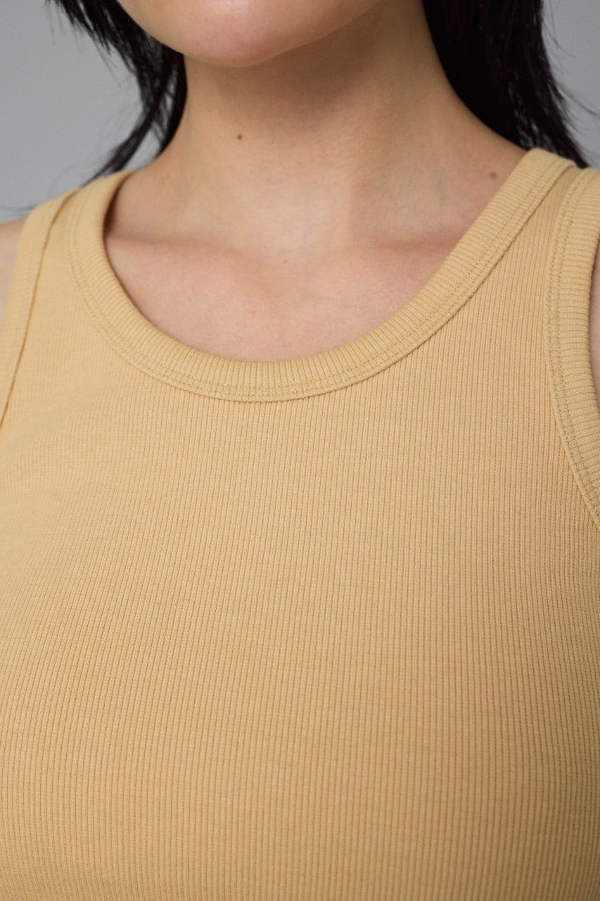 H tank top BEG FREE