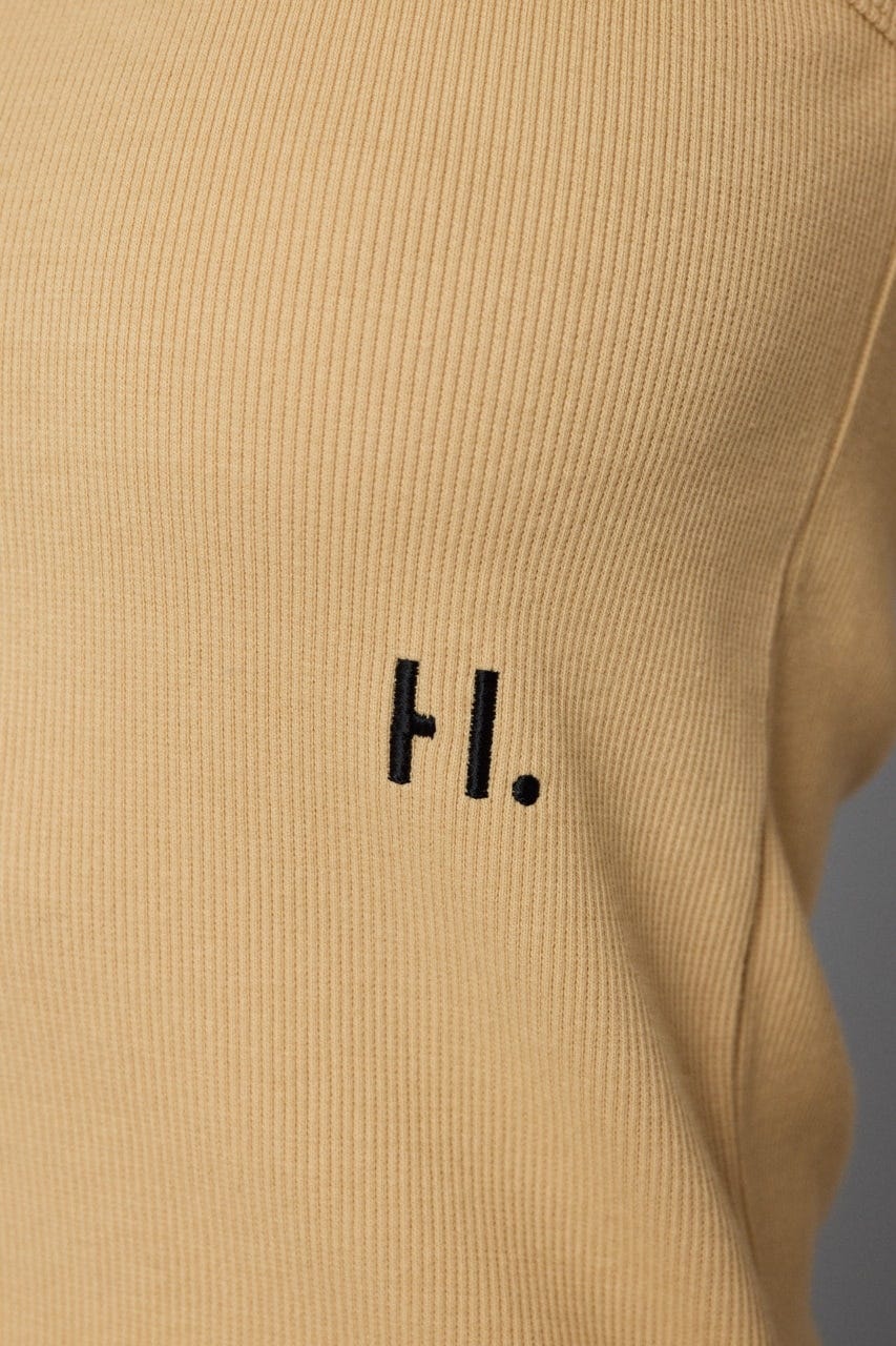H tank top BEG FREE
