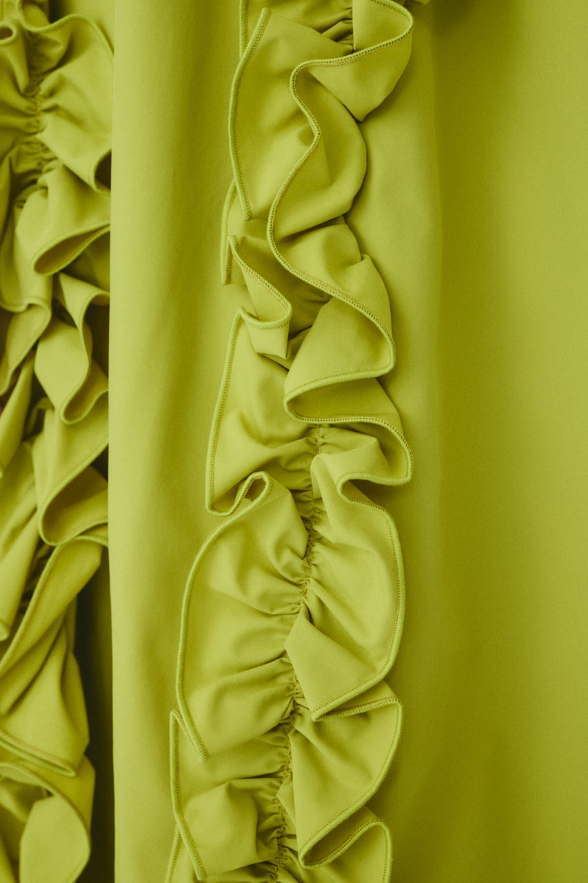 【ポイントアップ+4％対象商品】［予約］Frill cocoon skirt LIME FREE