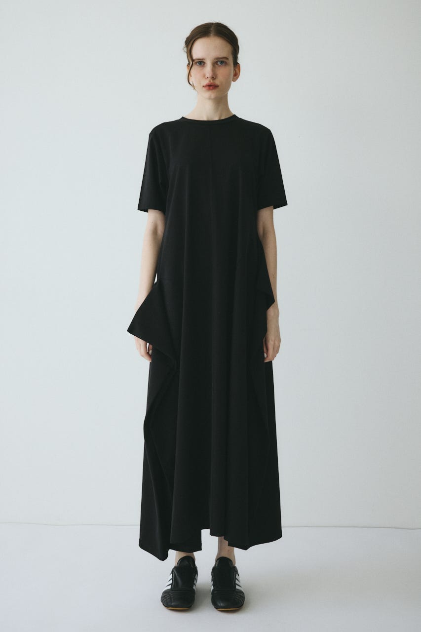 【ポイントアップ+4％対象商品】［予約］Deformation flare cut onepiece BLK FREE