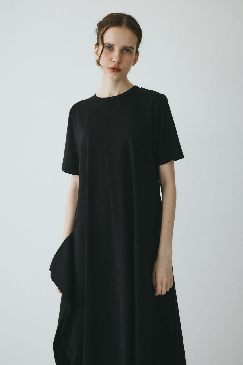 【ポイントアップ+4％対象商品】［予約］Deformation flare cut onepiece BLK FREE