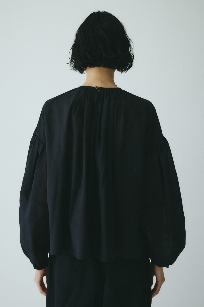 ［予約］Volume sleeve blouse BLK FREE