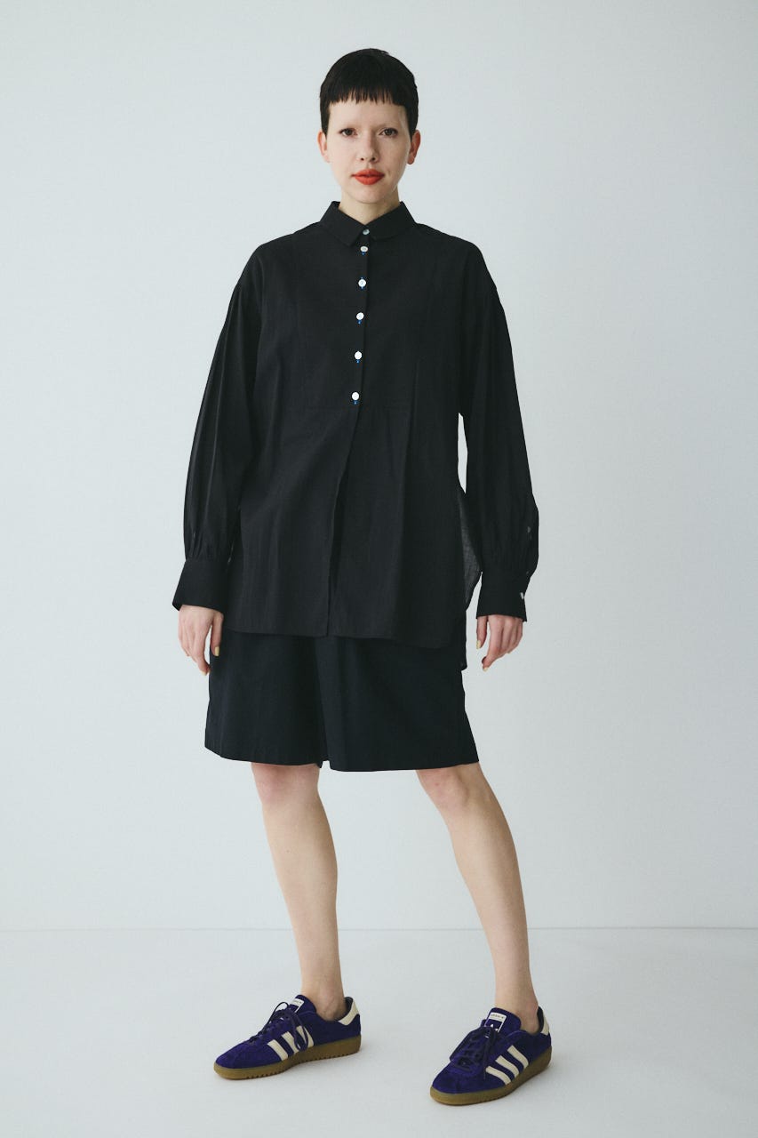 Round hem shirt BLK FREE