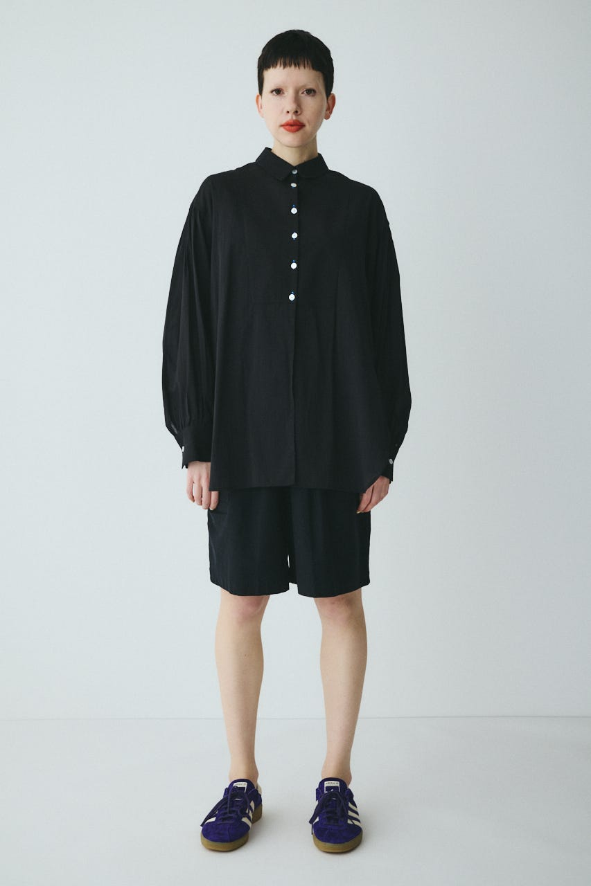 Round hem shirt BLK FREE