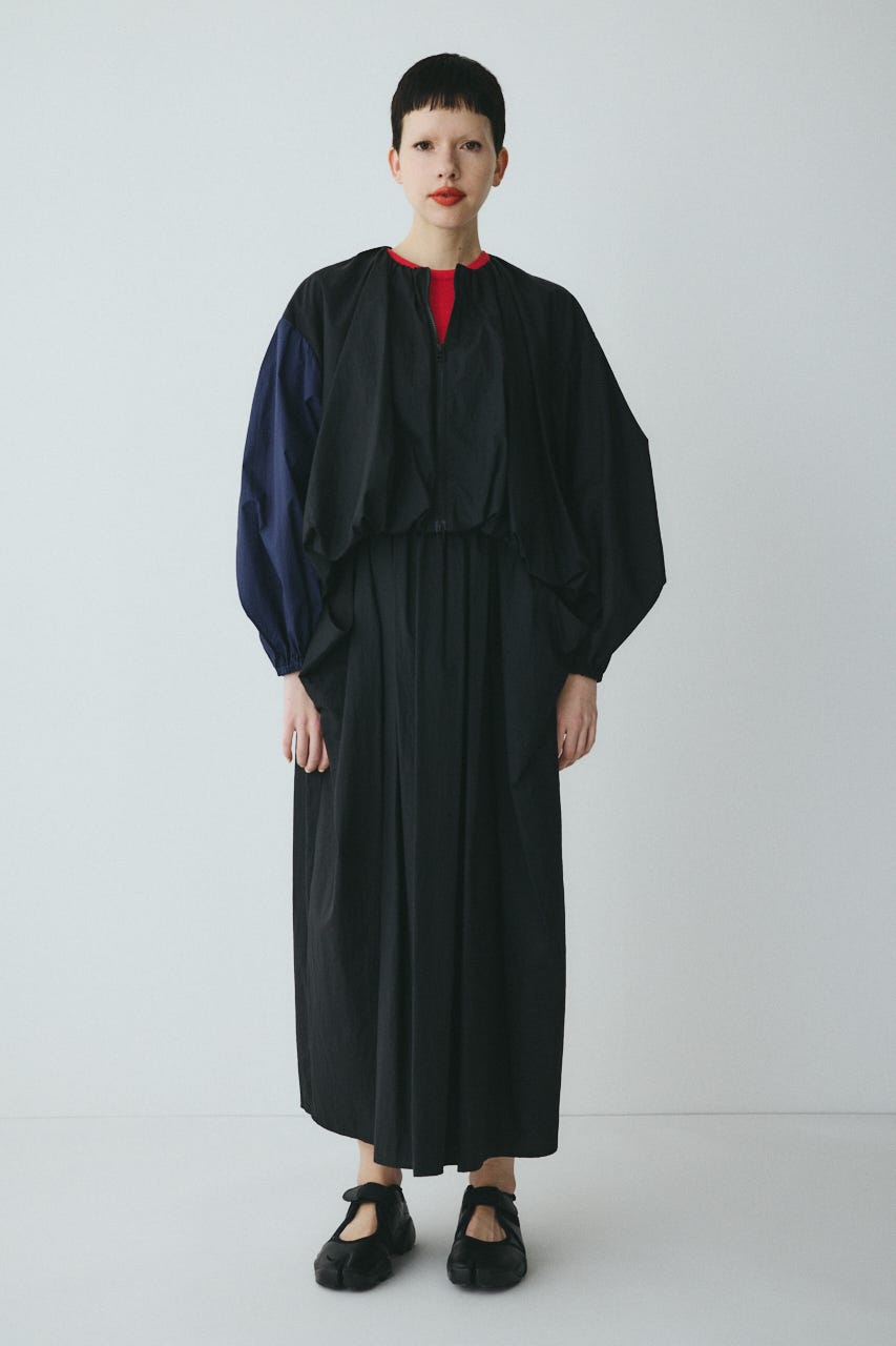 Balloon hem nylon blouson BLK FREE