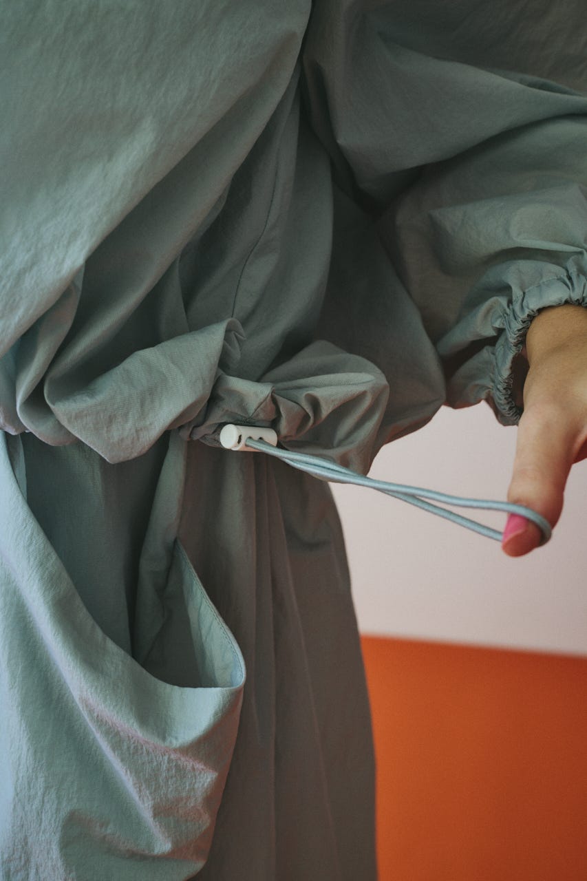 Balloon hem nylon blouson L/GRY FREE